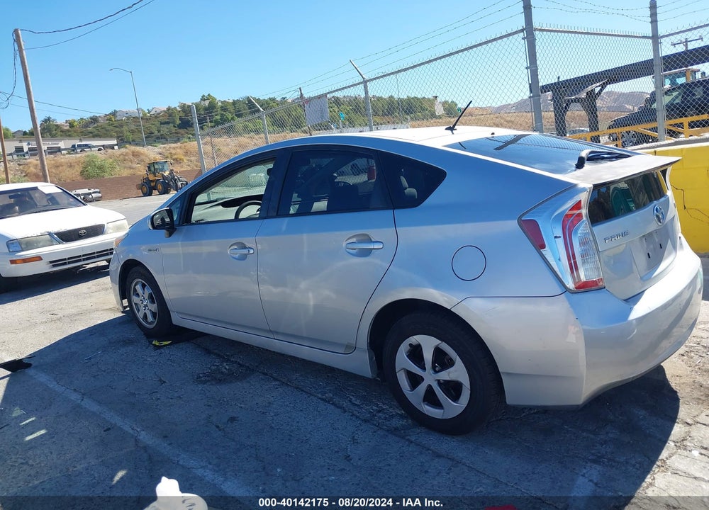 2013 TOYOTA PRIUS TWO VIN: JTDKN3DU3D5581222