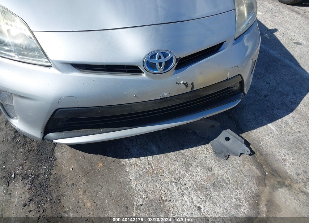2013 TOYOTA PRIUS TWO VIN: JTDKN3DU3D5581222