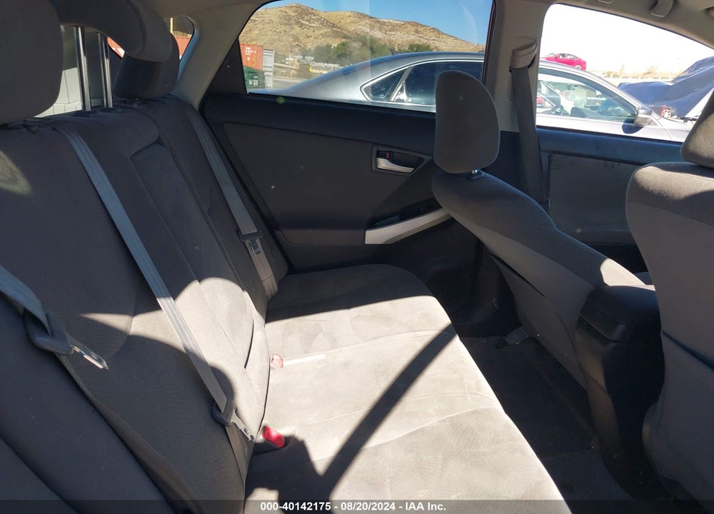 2013 TOYOTA PRIUS TWO VIN: JTDKN3DU3D5581222