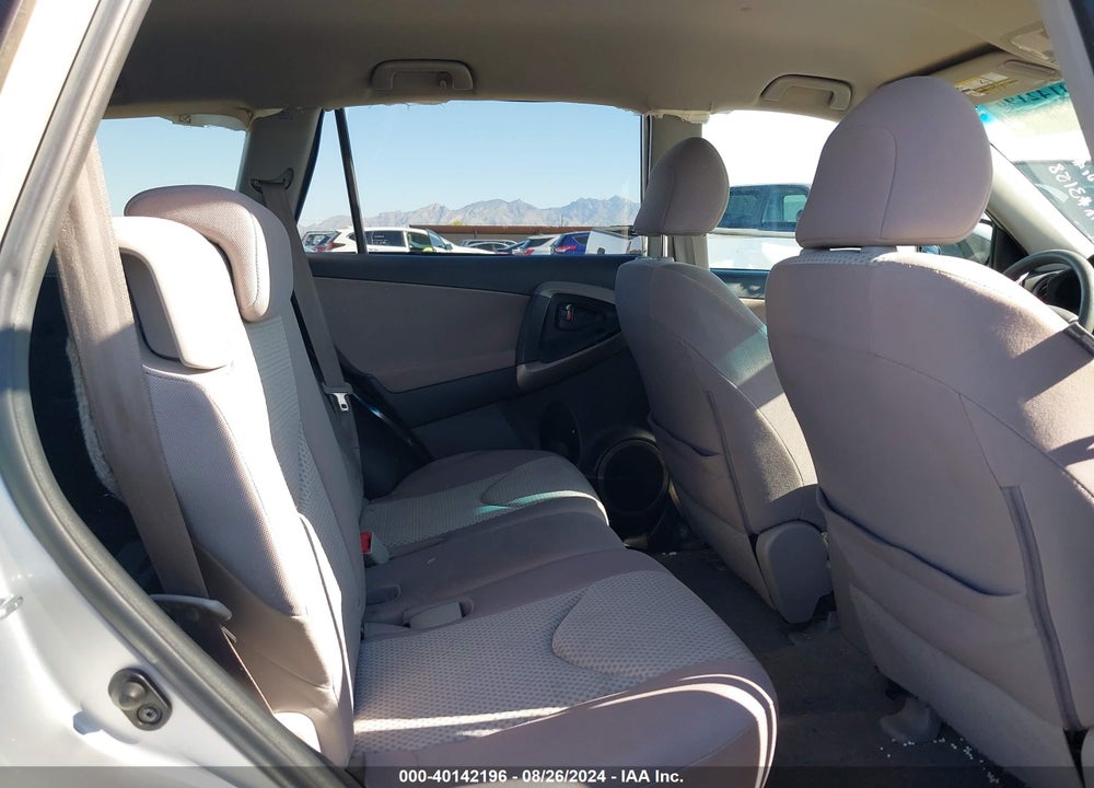 2008 TOYOTA RAV4 VIN: JTMZD33V686073158