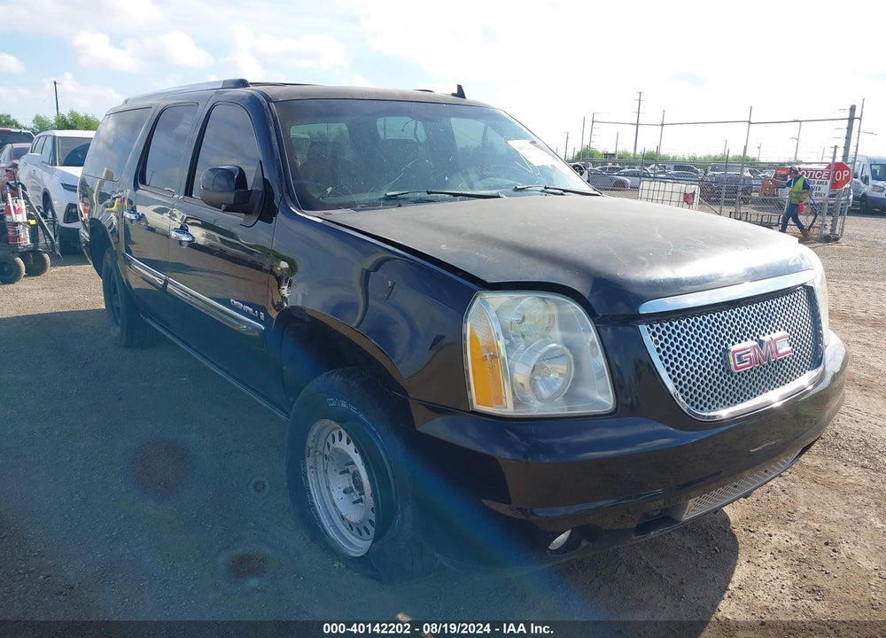 2007 GMC YUKON XL 1500 DENALI VIN: 1GKFK66867J300137