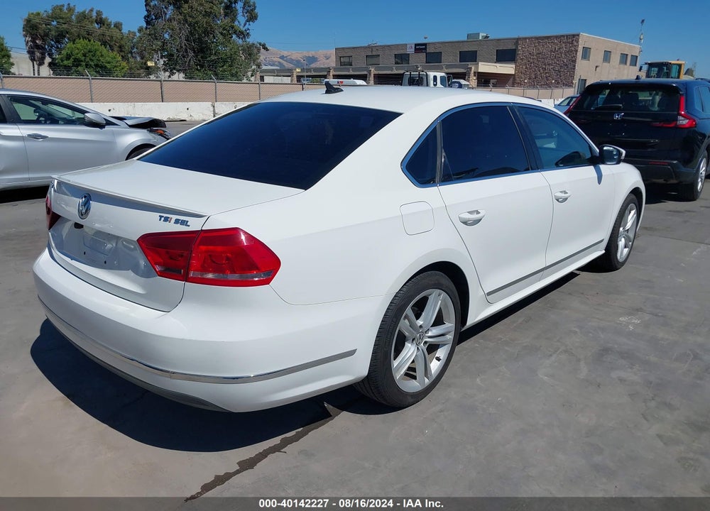 2014 VOLKSWAGEN PASSAT 1.8T SEL PREMIUM VIN: 1VWCT7A37EC095651