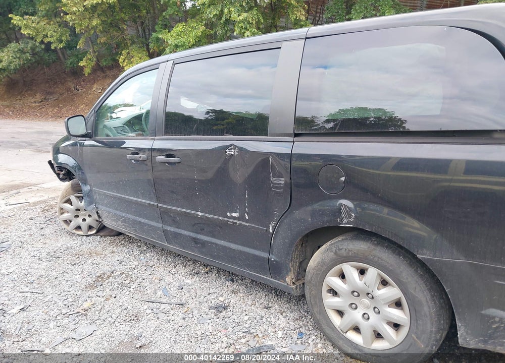 2008 CHRYSLER TOWN & COUNTRY LX VIN: 2A8HR44H98R804937