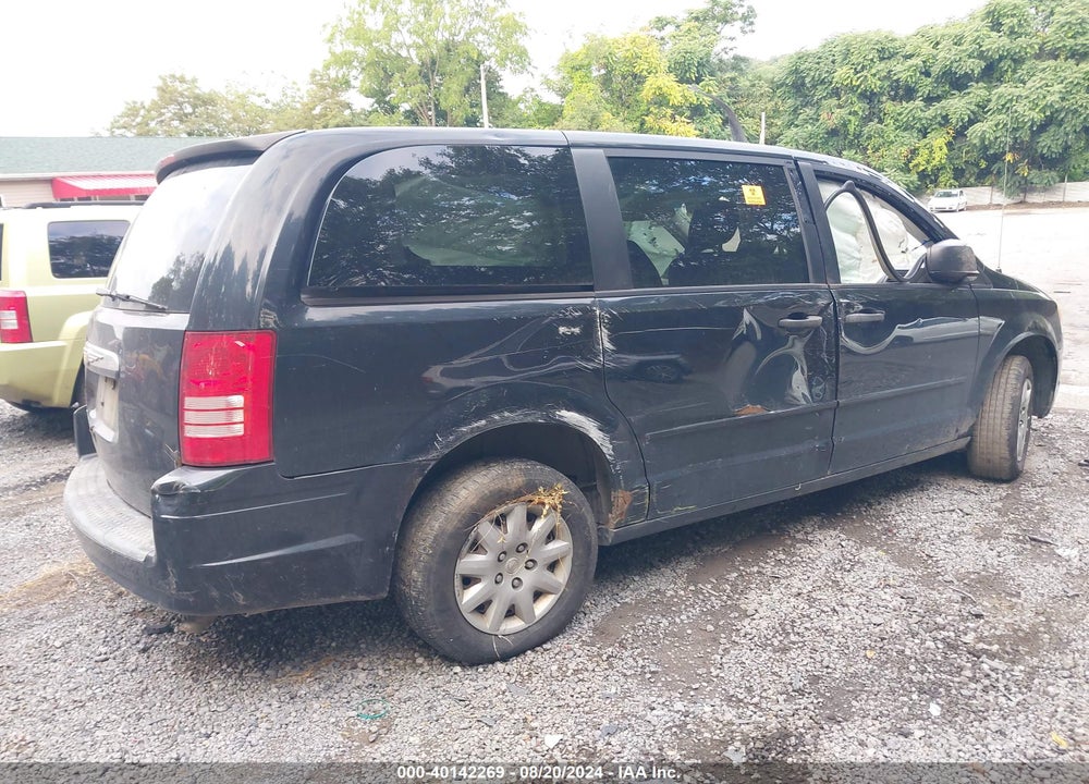 2008 CHRYSLER TOWN & COUNTRY LX VIN: 2A8HR44H98R804937