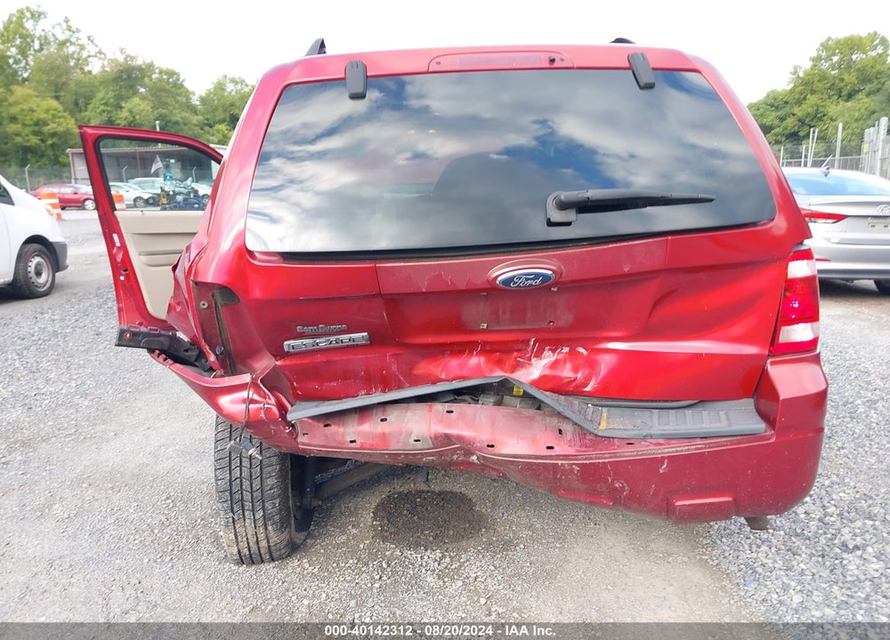 2008 FORD ESCAPE XLT VIN: 1FMCU03Z68KE12074
