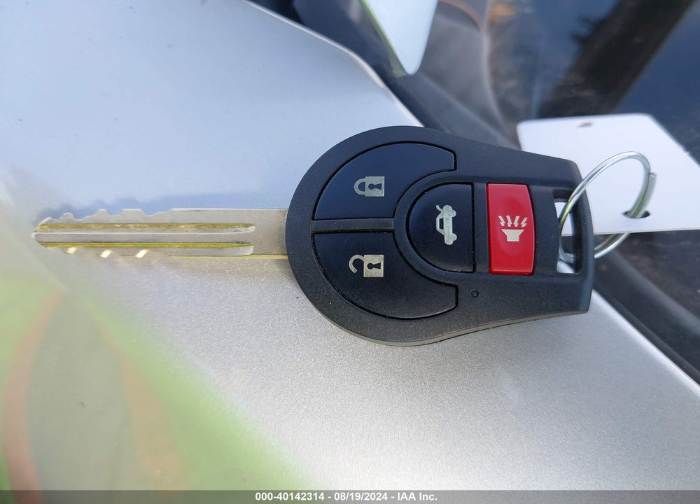 2015 NISSAN ROGUE SELECT S VIN: JN8AS5MT8FW651693