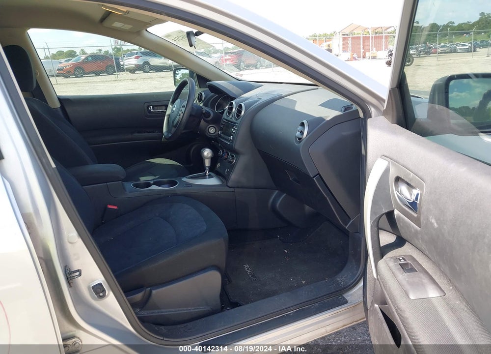 2015 NISSAN ROGUE SELECT S VIN: JN8AS5MT8FW651693