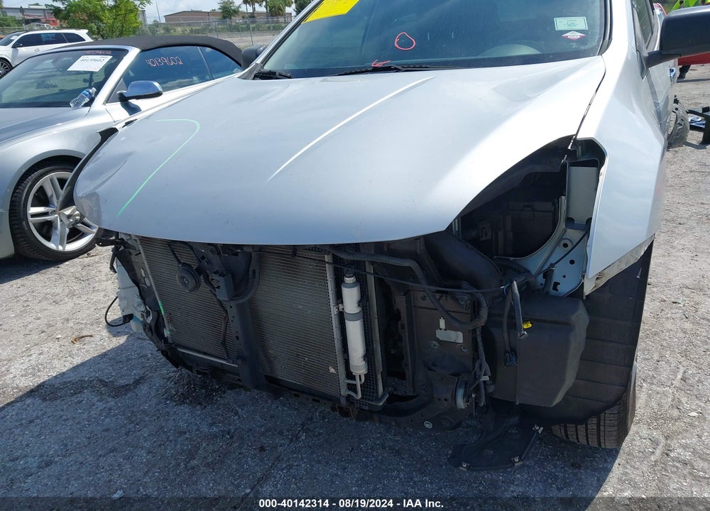 2015 NISSAN ROGUE SELECT S VIN: JN8AS5MT8FW651693