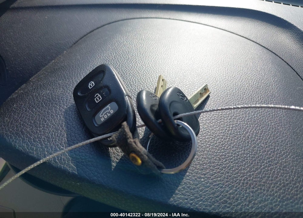 2013 HYUNDAI ELANTRA GT VIN: KMHD35LE1DU126391