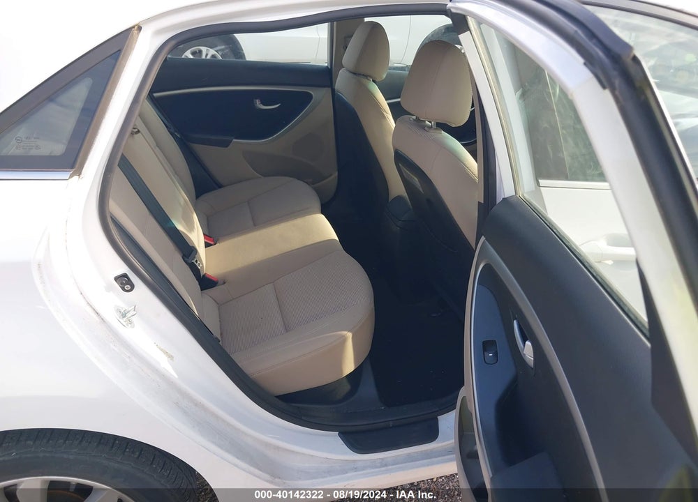 2013 HYUNDAI ELANTRA GT VIN: KMHD35LE1DU126391