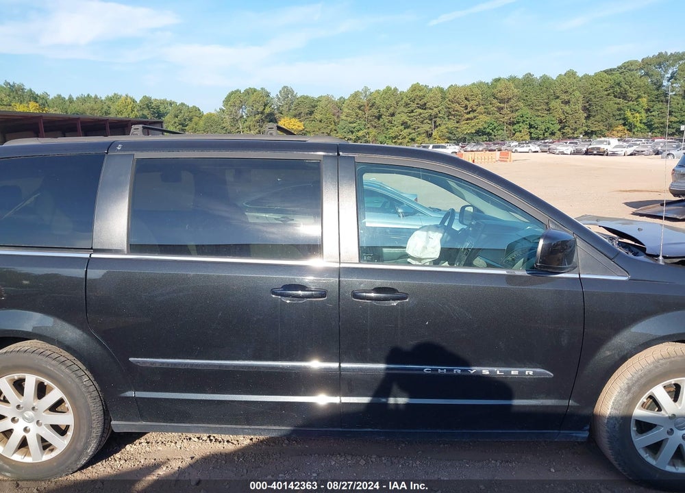 2014 CHRYSLER TOWN & COUNTRY TOURING VIN: 2C4RC1BG3ER293002