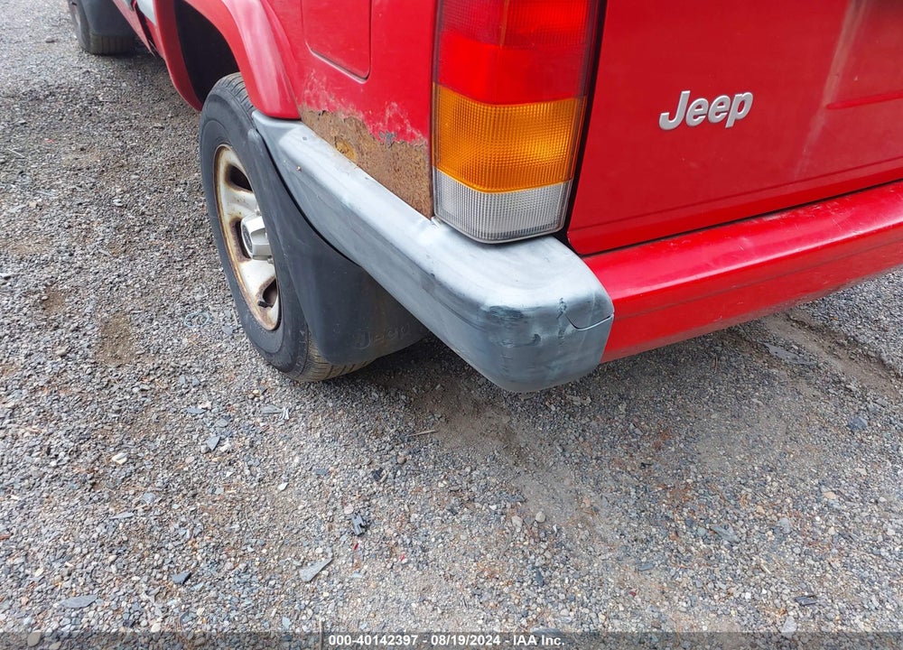 2001 JEEP CHEROKEE SPORT VIN: 1J4FF47S21L549801