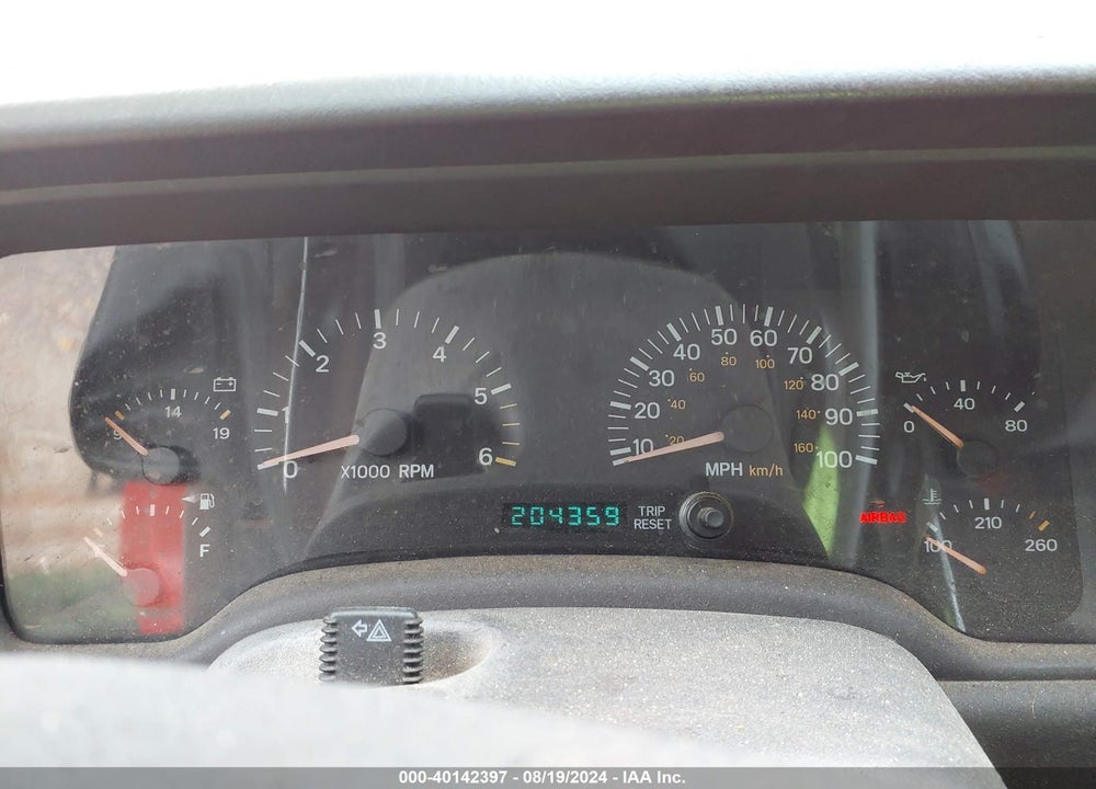 2001 JEEP CHEROKEE SPORT VIN: 1J4FF47S21L549801