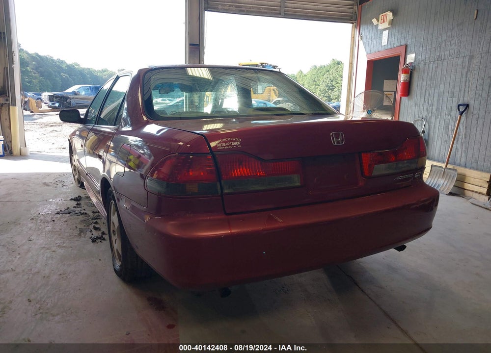 2002 HONDA ACCORD 3.0 EX VIN: 1HGCG16522A032285