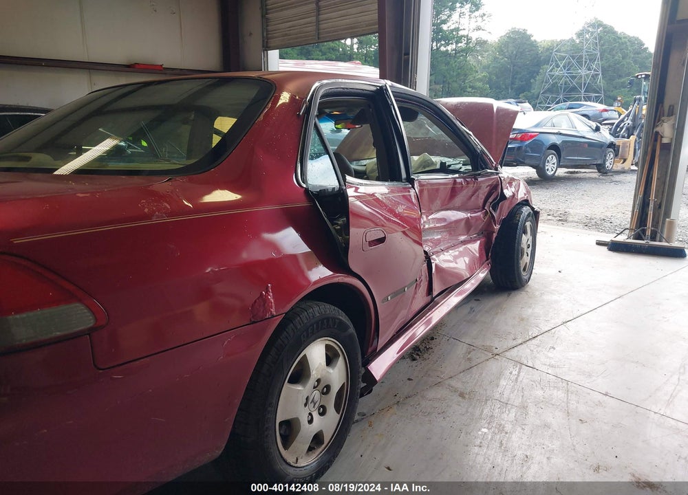2002 HONDA ACCORD 3.0 EX VIN: 1HGCG16522A032285