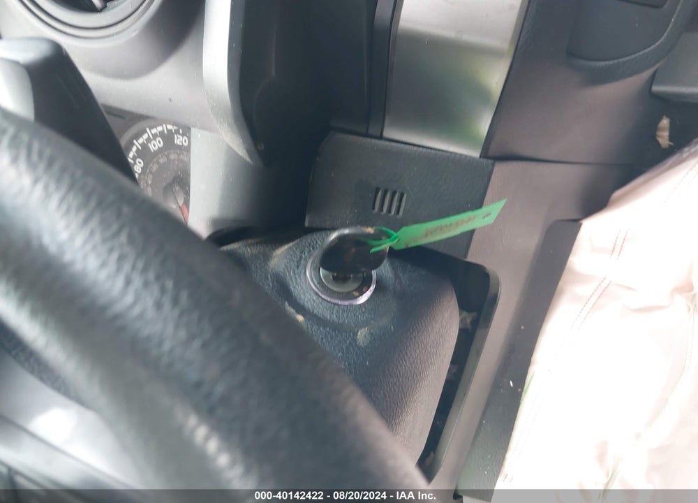 2019 TOYOTA TACOMA SR VIN: 5TFSX5EN3KX068387