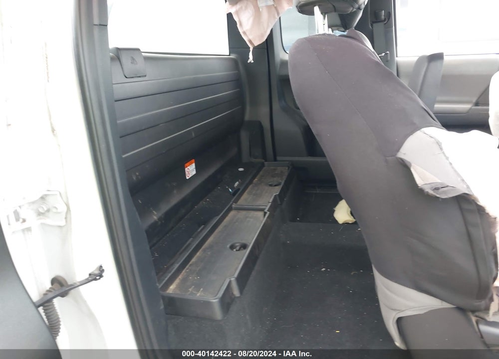 2019 TOYOTA TACOMA SR VIN: 5TFSX5EN3KX068387