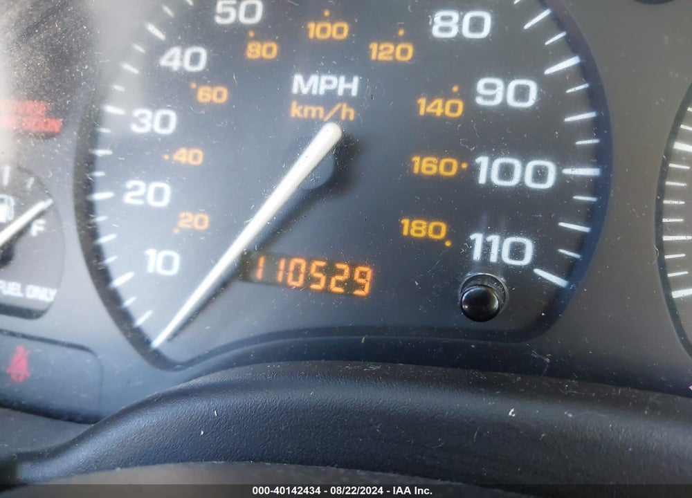 1999 SATURN SL1 VIN: 1G8ZH5288XZ371911