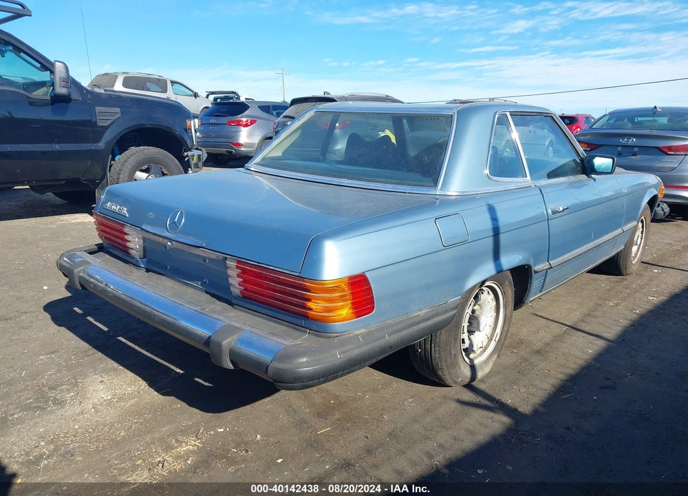 1978 MERCEDES-BENZ 450SL VIN: 10704412048376