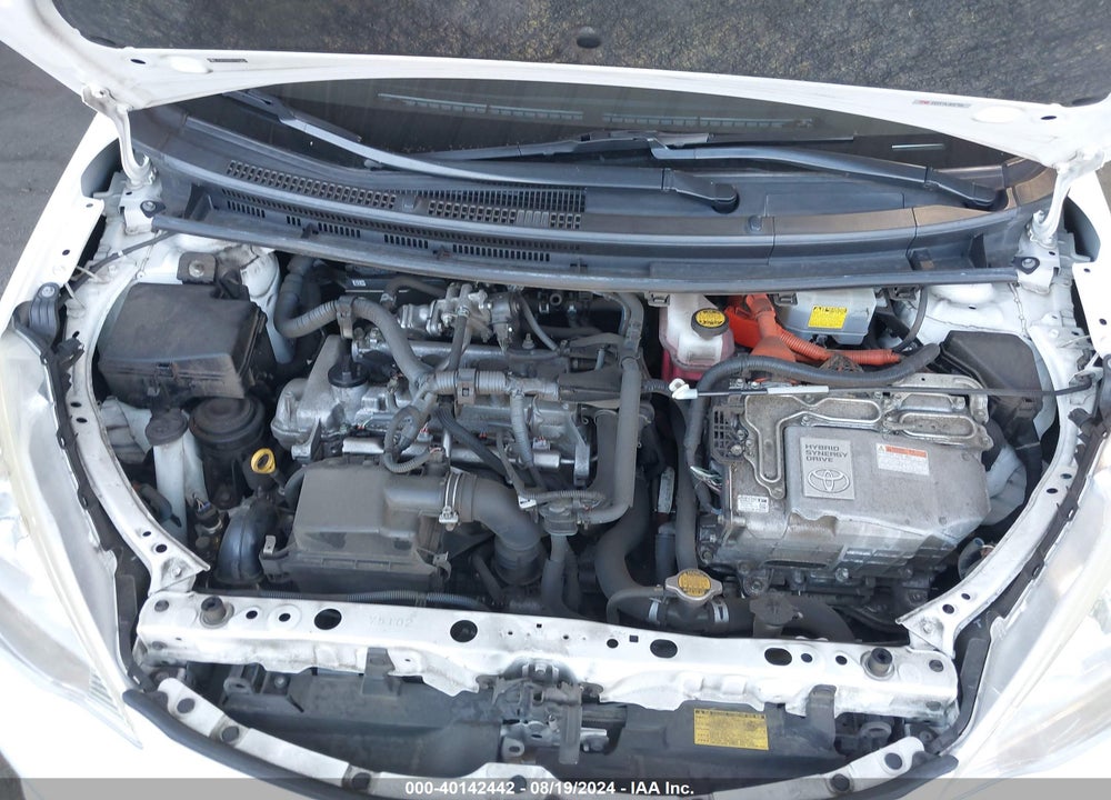 2013 TOYOTA PRIUS C TWO VIN: JTDKDTB39D1533907