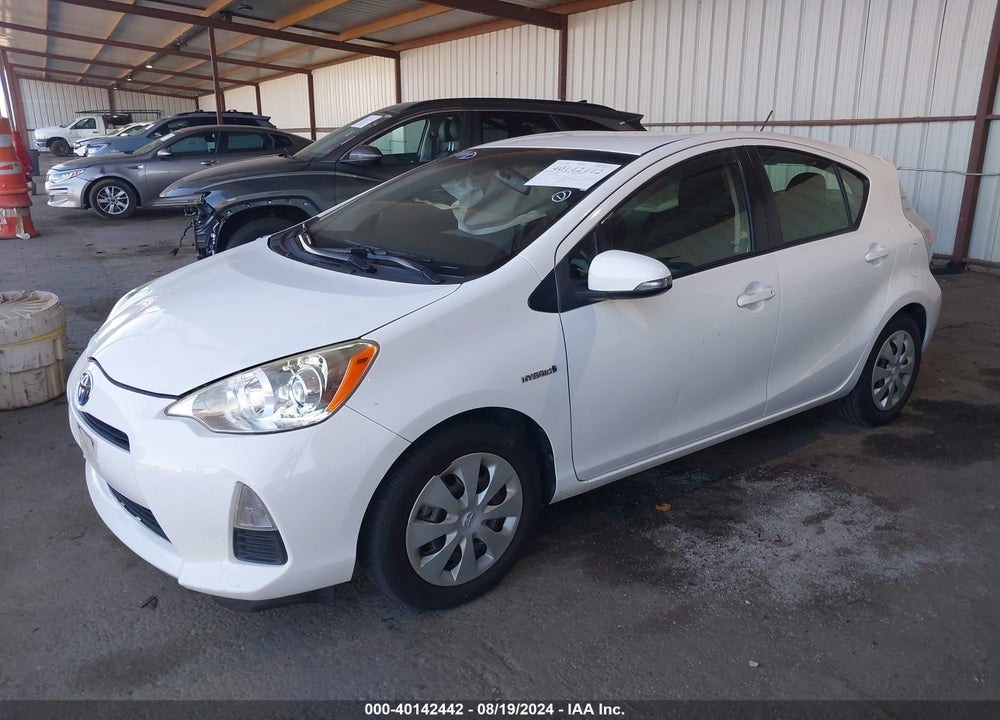 2013 TOYOTA PRIUS C TWO VIN: JTDKDTB39D1533907