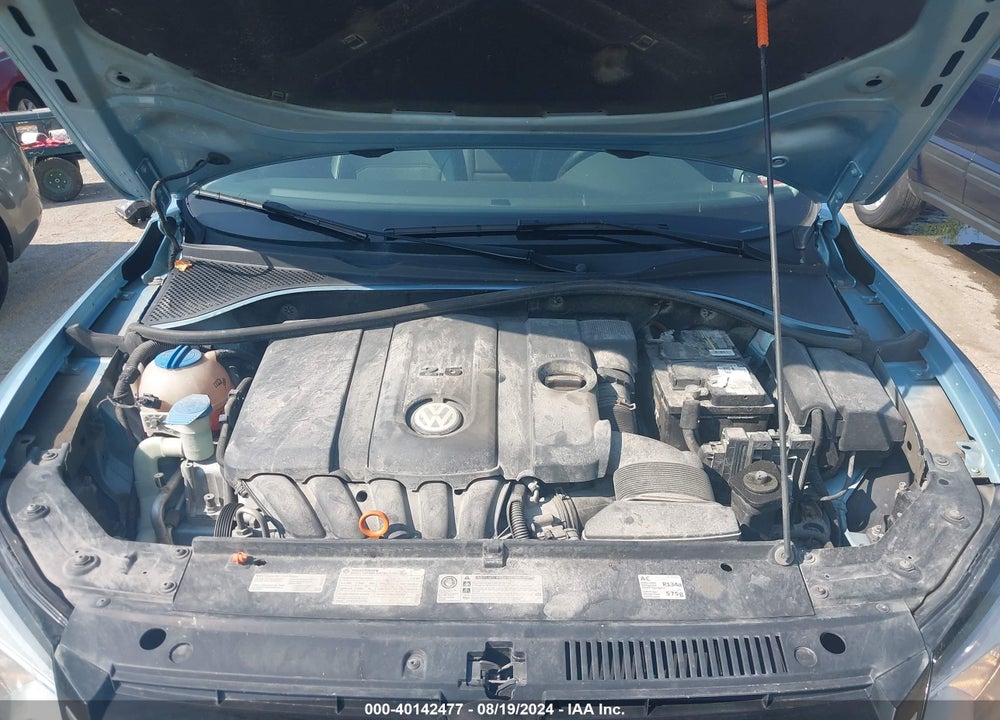 2012 VOLKSWAGEN PASSAT 2.5L SE VIN: 1VWBP7A31CC103479