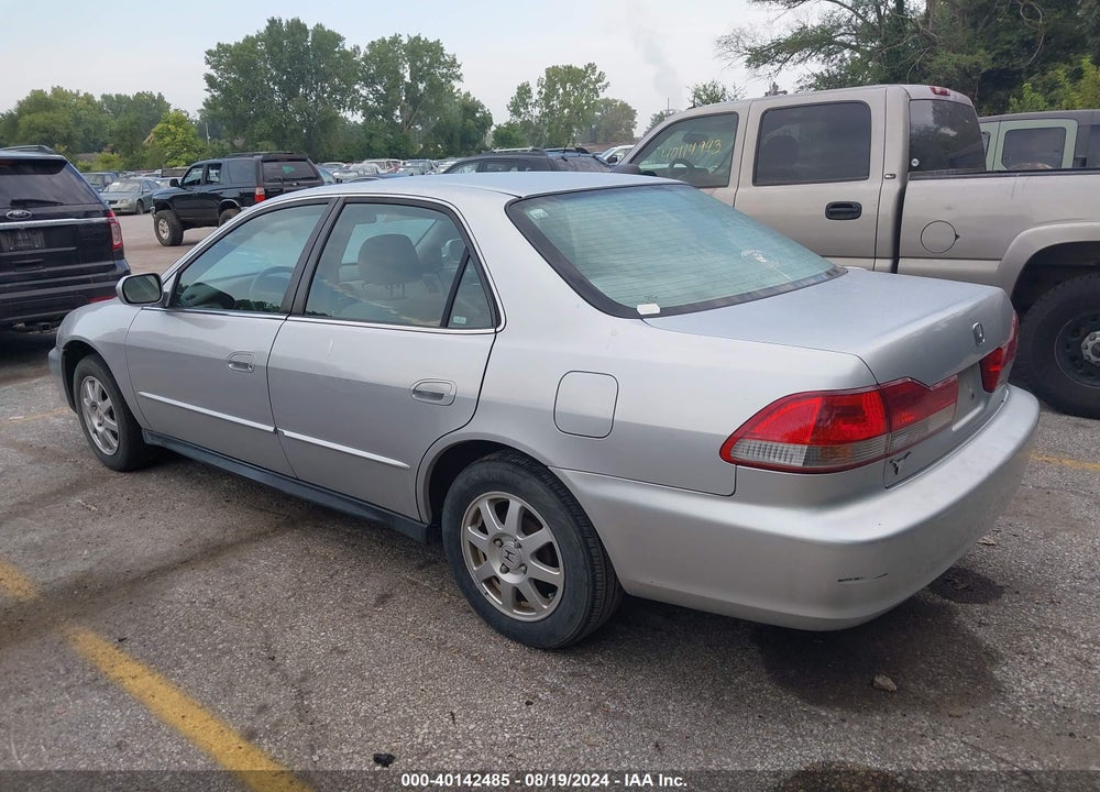 2002 HONDA ACCORD 2.3 SE VIN: 1HGCG56762A110396