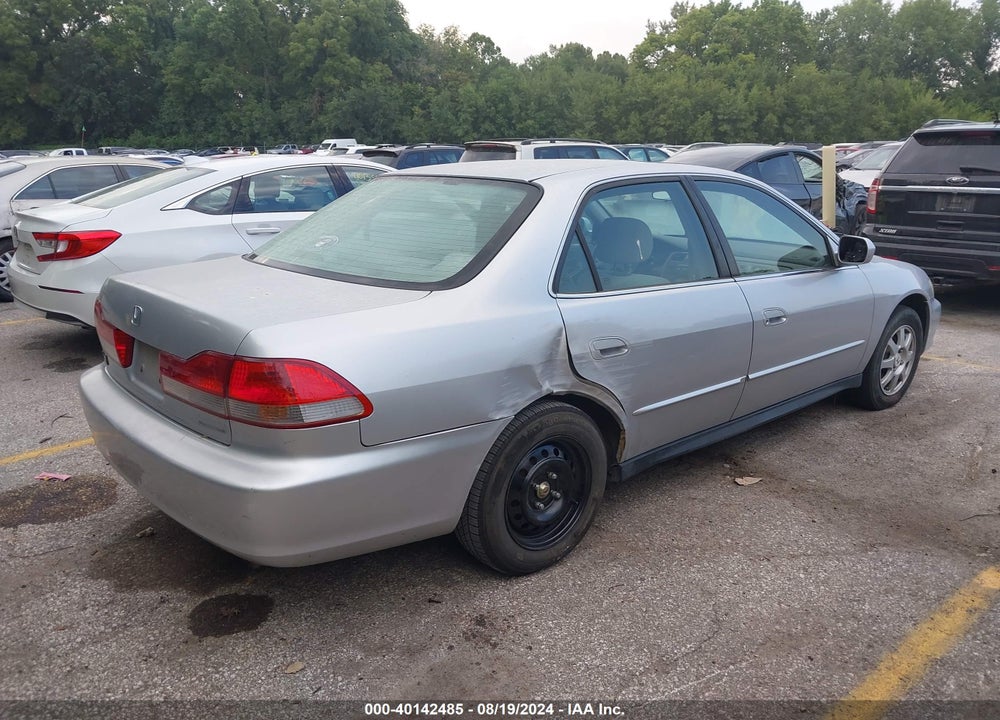 2002 HONDA ACCORD 2.3 SE VIN: 1HGCG56762A110396
