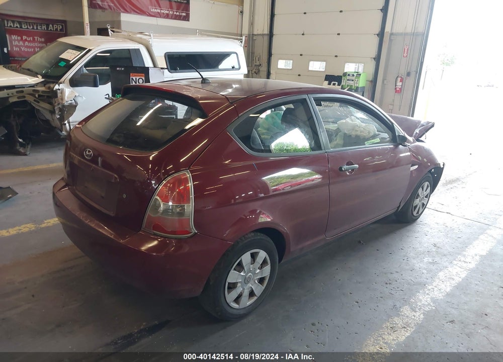 2007 HYUNDAI ACCENT GS VIN: KMHCM36C17U033365