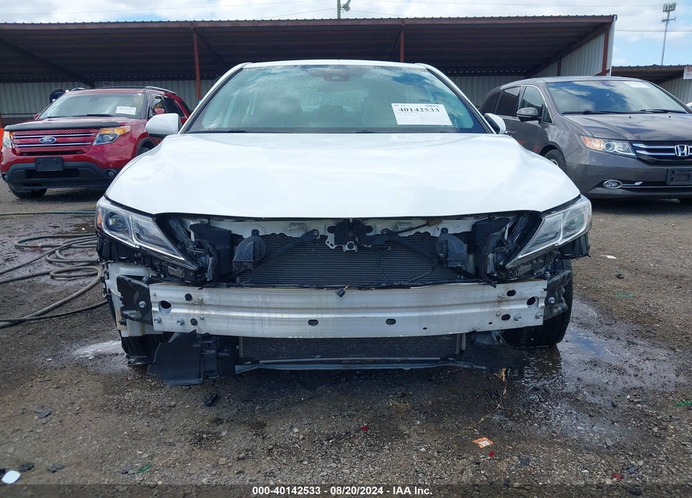 2021 TOYOTA CAMRY LE VIN: 4T1C11AK1MU554268