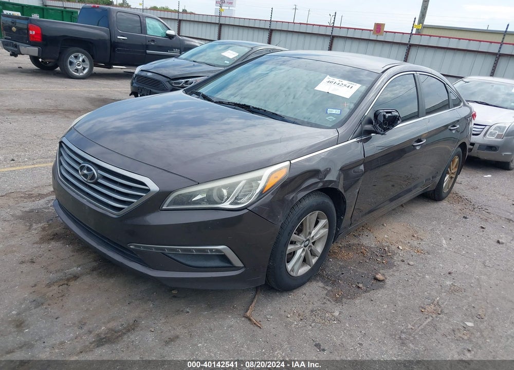 2015 HYUNDAI SONATA SE VIN: 5NPE24AF7FH187288