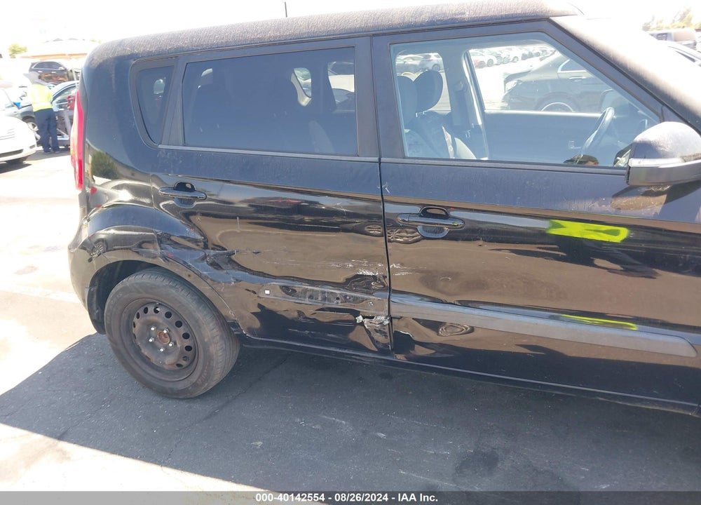 2013 KIA SOUL VIN: KNDJT2A6XD7559210