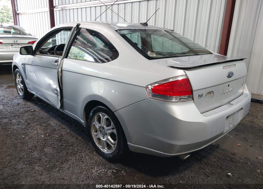 2008 FORD FOCUS VIN: 1FAHP33N88W151898