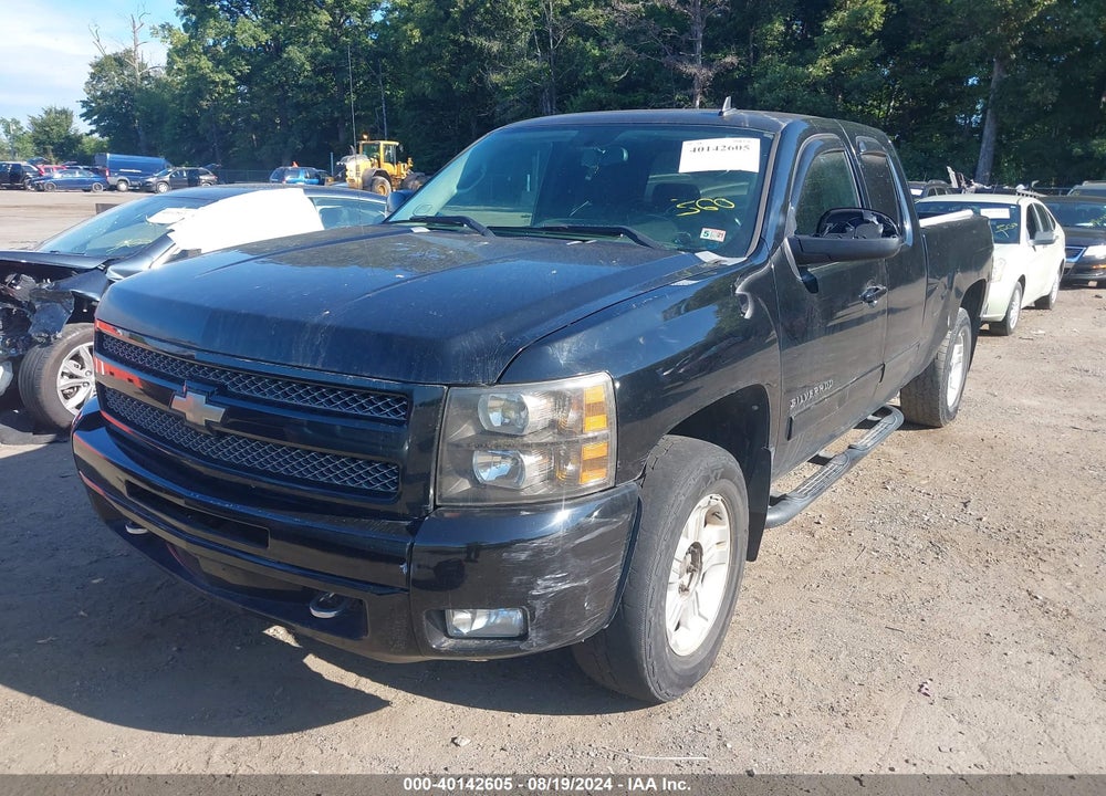 2010 CHEVROLET SILVERADO 1500 LT VIN: 1GCSKSE34AZ122908