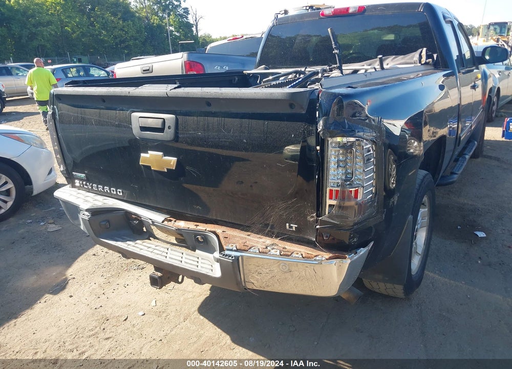 2010 CHEVROLET SILVERADO 1500 LT VIN: 1GCSKSE34AZ122908