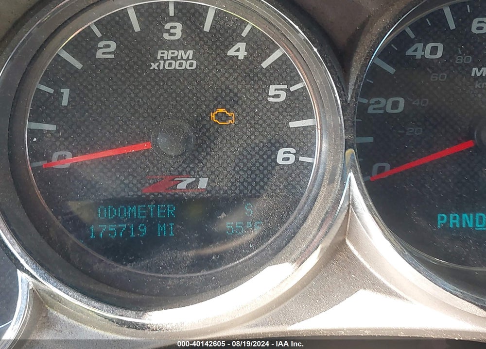 2010 CHEVROLET SILVERADO 1500 LT VIN: 1GCSKSE34AZ122908