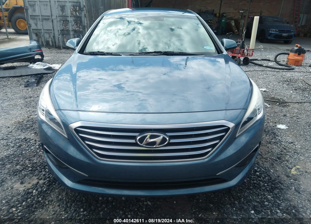 2016 HYUNDAI SONATA SE VIN: 5NPE24AF1GH282401