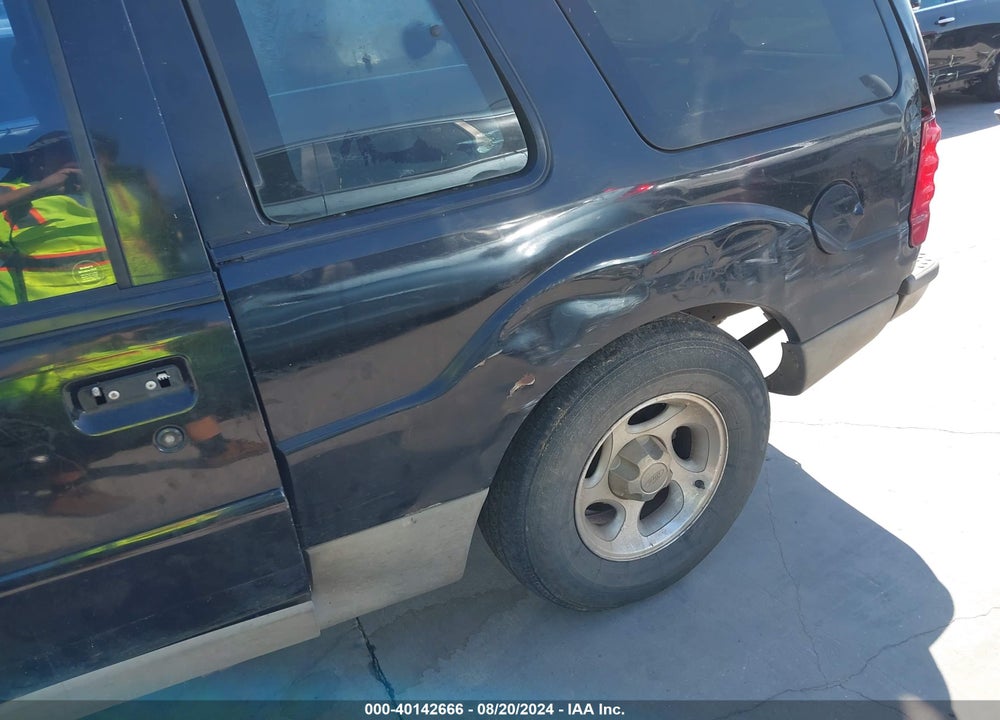 2002 FORD EXPLORER SPORT VIN: 01130044069144445