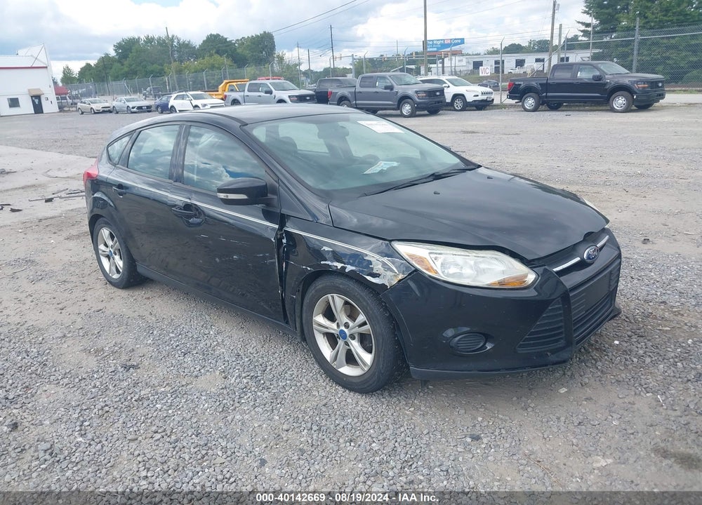 2014 FORD FOCUS SE VIN: 1FADP3K23EL170698