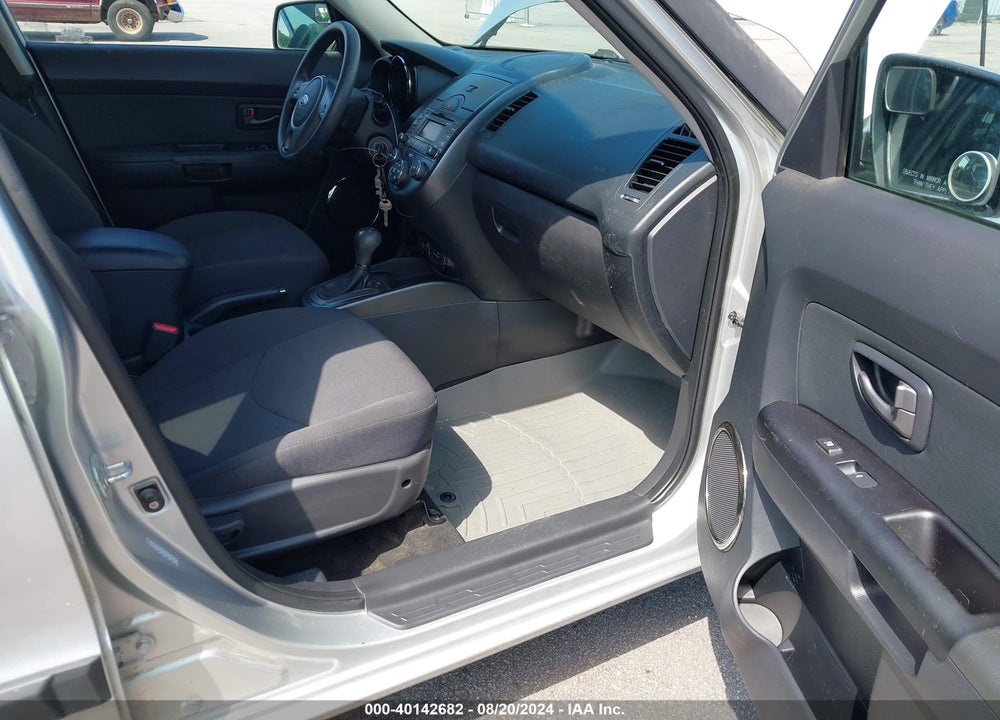 2011 KIA SOUL VIN: KNDJT2A28B7315050