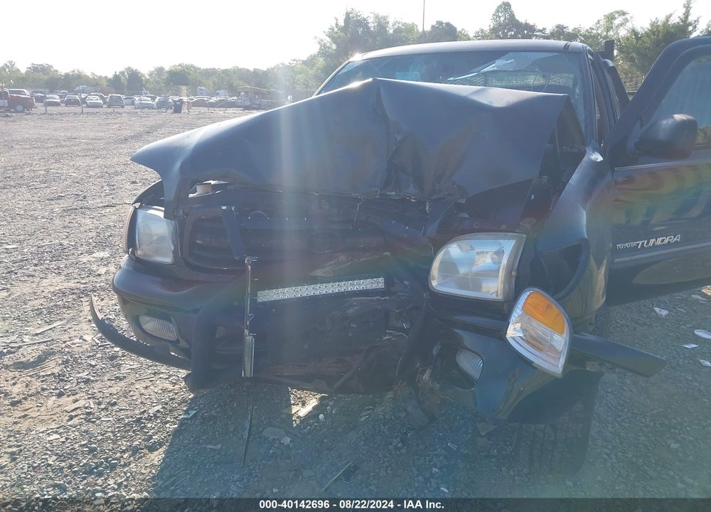 2000 TOYOTA TUNDRA SR5 V8 VIN: 5TBBT4413YS108656