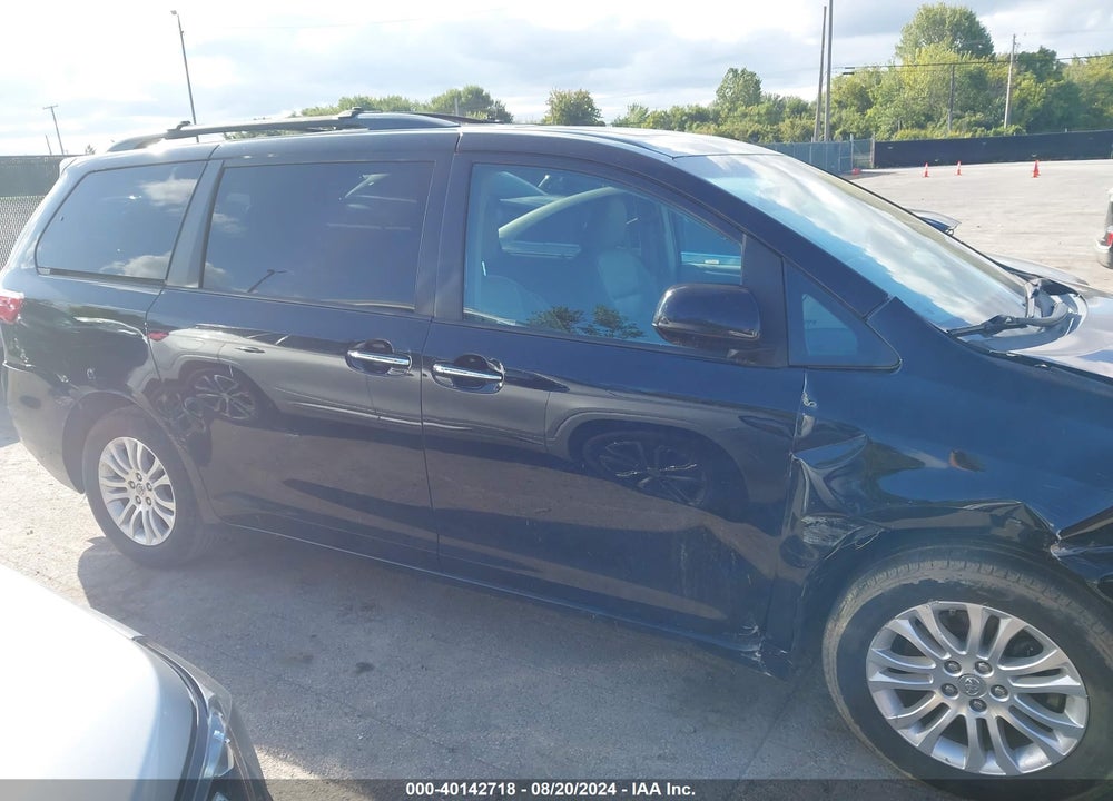 2016 TOYOTA SIENNA XLE PREMIUM 8 PASSENGER VIN: 5TDYK3DC2GS718157