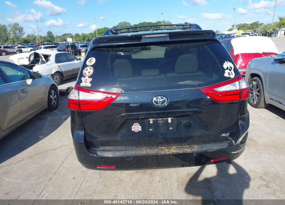 2016 TOYOTA SIENNA XLE PREMIUM 8 PASSENGER VIN: 5TDYK3DC2GS718157