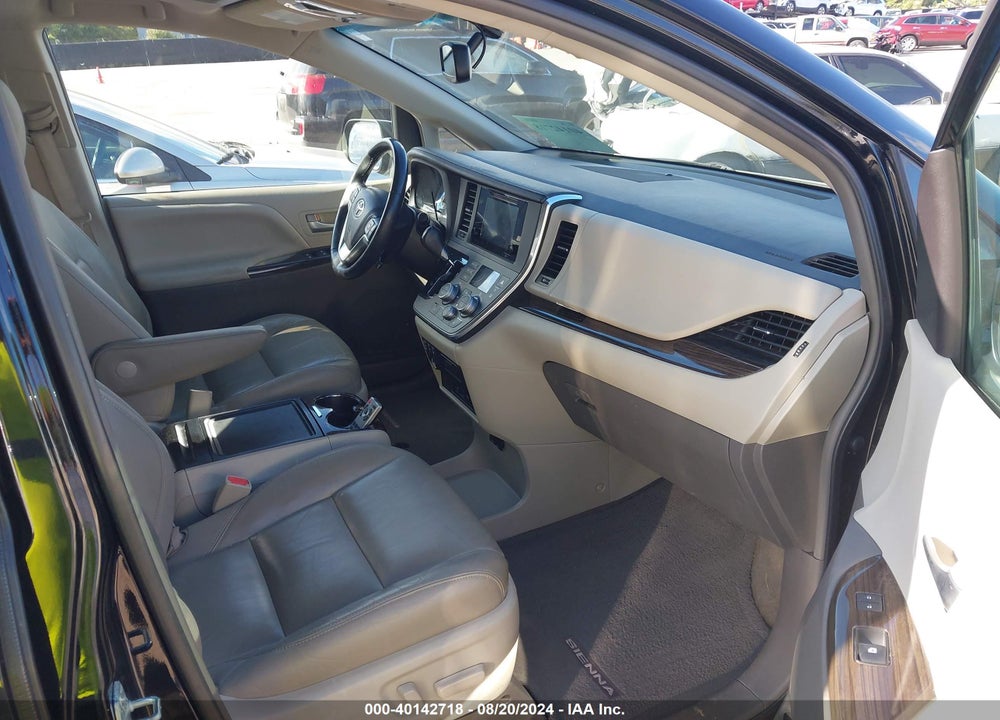 2016 TOYOTA SIENNA XLE PREMIUM 8 PASSENGER VIN: 5TDYK3DC2GS718157