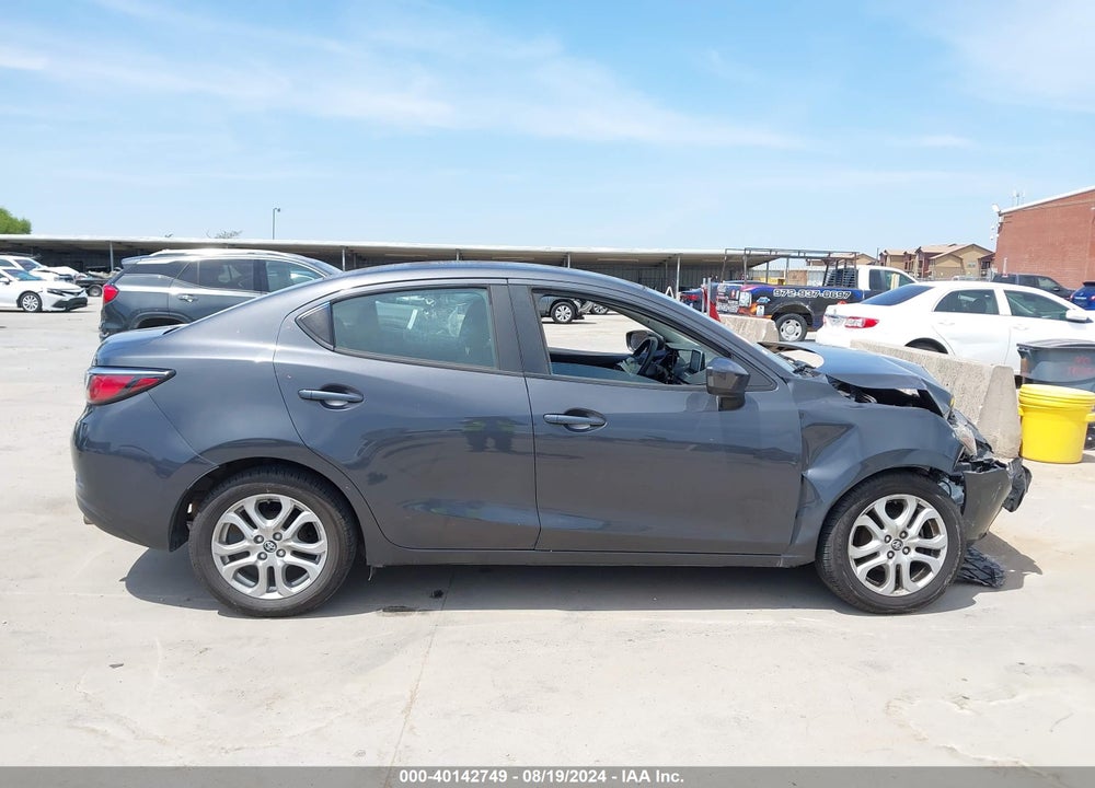 2018 TOYOTA YARIS IA VIN: 3MYDLBYV3JY317767