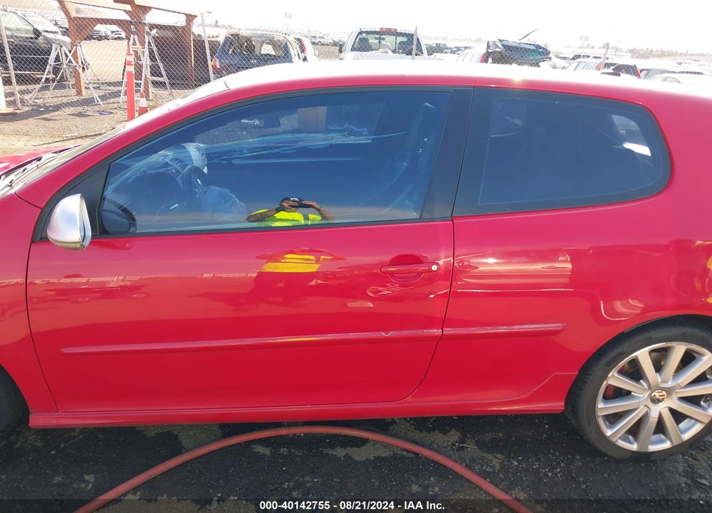 2008 VOLKSWAGEN R32 VIN: WVWKC71K68W169019