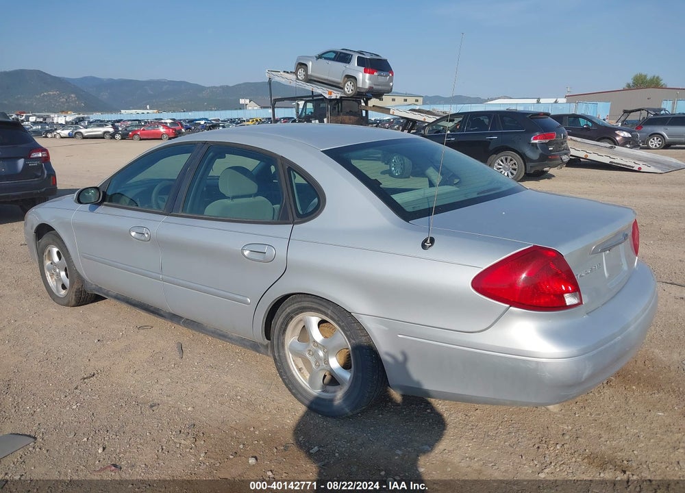2003 FORD TAURUS SES VIN: 1FAFP55293A181682