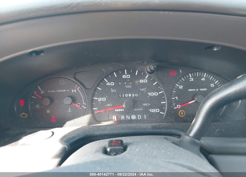 2003 FORD TAURUS SES VIN: 1FAFP55293A181682