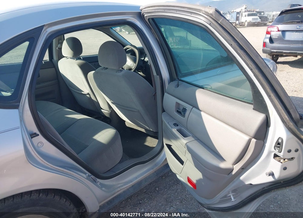 2003 FORD TAURUS SES VIN: 1FAFP55293A181682