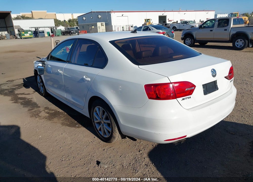 2013 VOLKSWAGEN JETTA 2.5L SE VIN: 3VWDP7AJ1DM437812